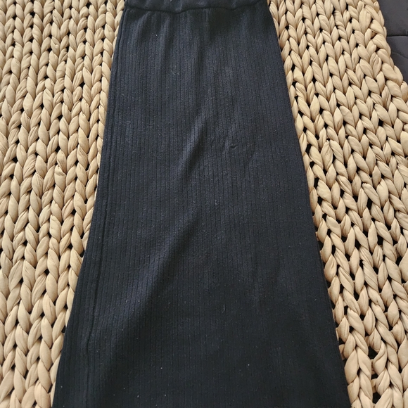 Black Ribbed Button-Down Top - Picture 3 of 3